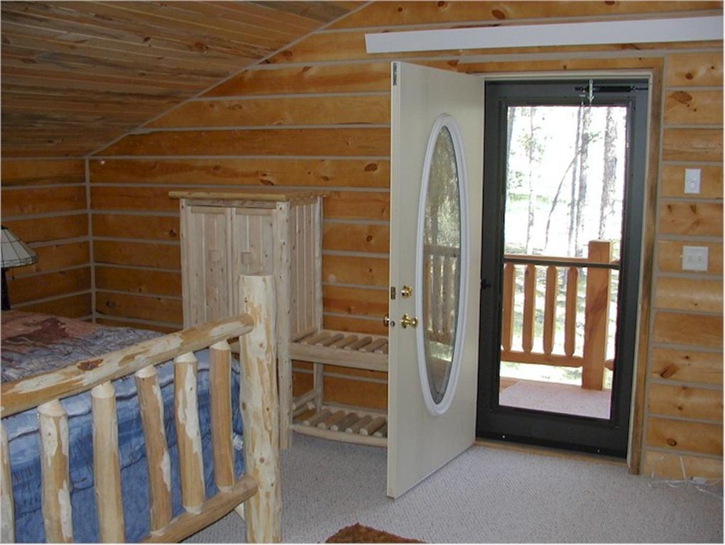 Comanche Lodge Custer Rum bild