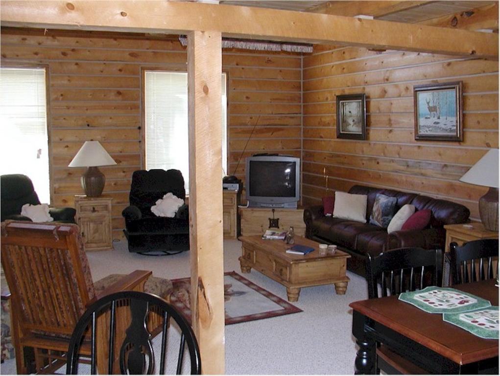 Comanche Lodge Custer Rum bild