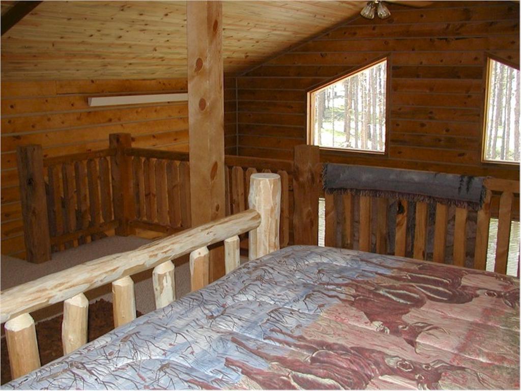 Comanche Lodge Custer Rum bild